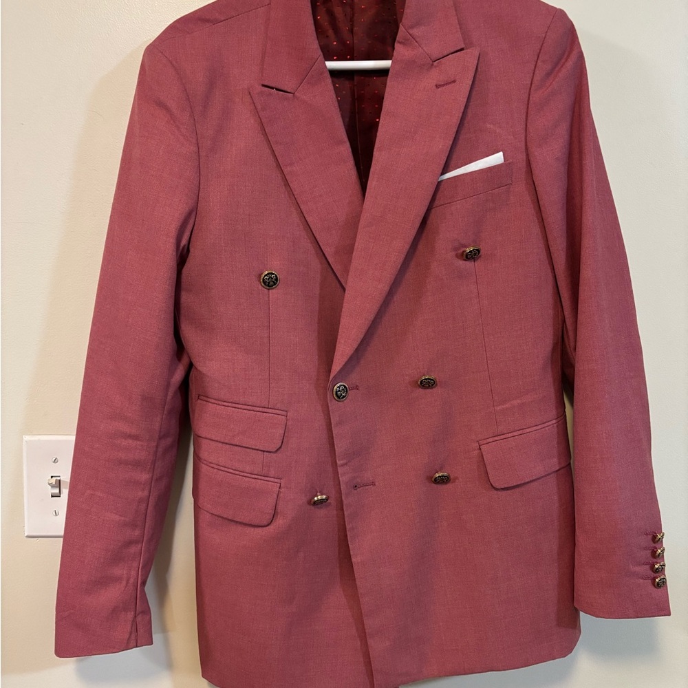Dusty Rose Double-Breasted Sport Coat with Peaked Lapels